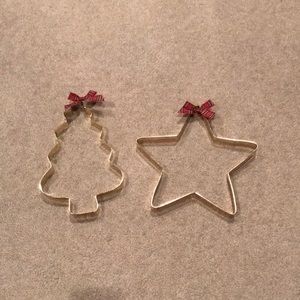 Goldtone Metal Faux Cookie Cutter Christmas Decor